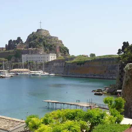 Corfu-haris Old Town منزل للإقامة